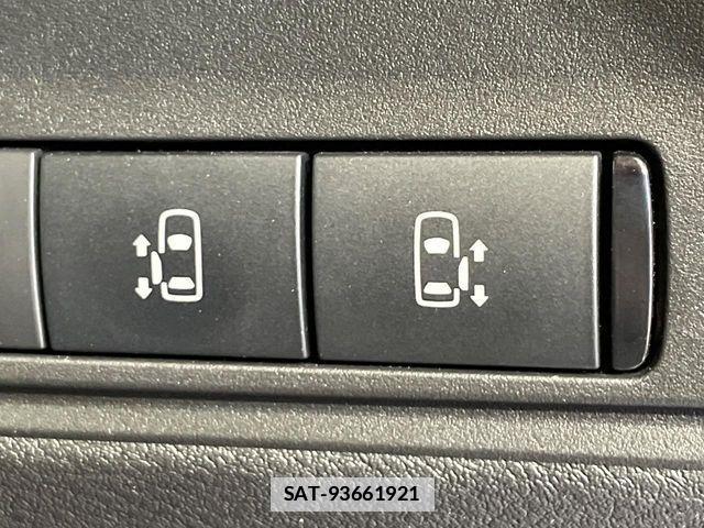 Nissan SERENA 2023-09 7980924-5