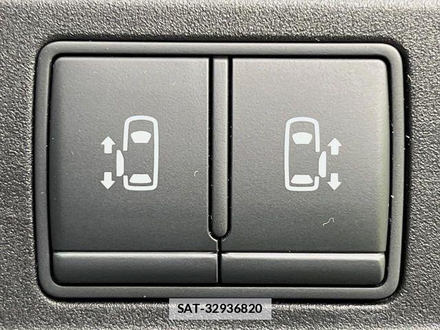 Nissan SERENA 2021-11 7980935-3