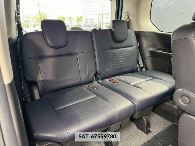 Nissan SERENA 2023-05 7980920-21