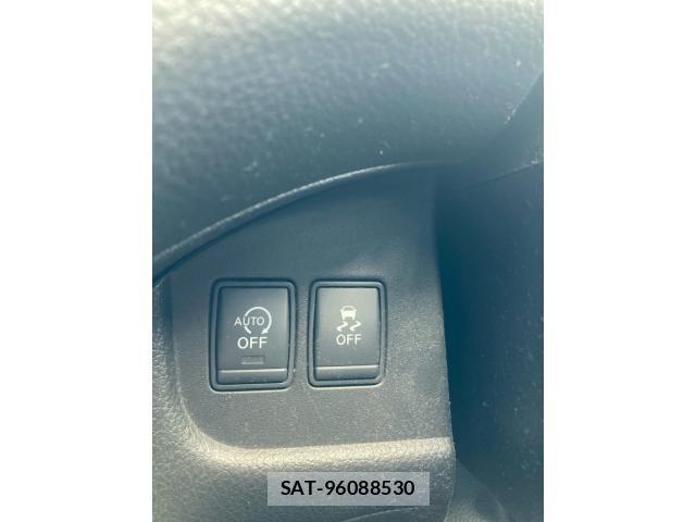 Nissan SERENA 2011-02 7980955-18