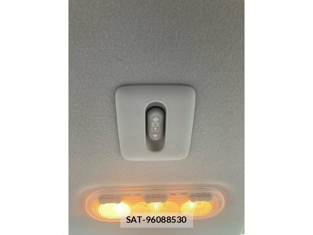 Nissan SERENA 2011-02 7980955-27