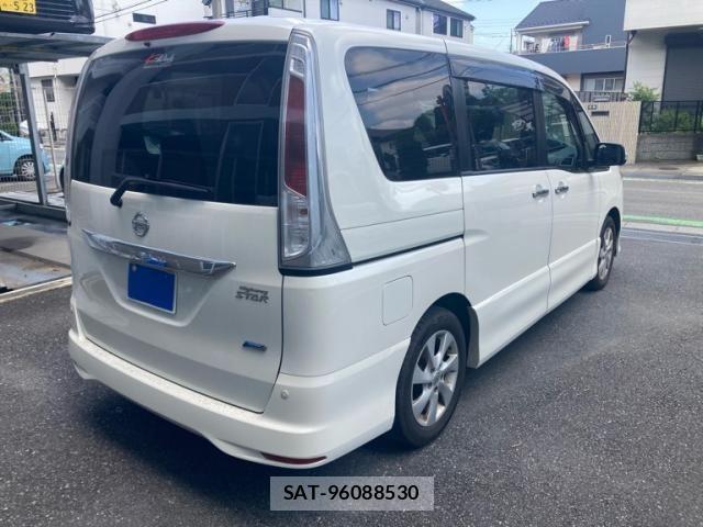 Nissan SERENA 2011-02 7980955-3