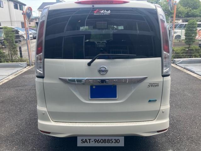 Nissan SERENA 2011-02 7980955-4