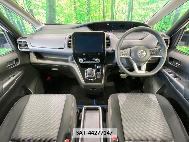 Nissan SERENA 2022-01 7980931-1
