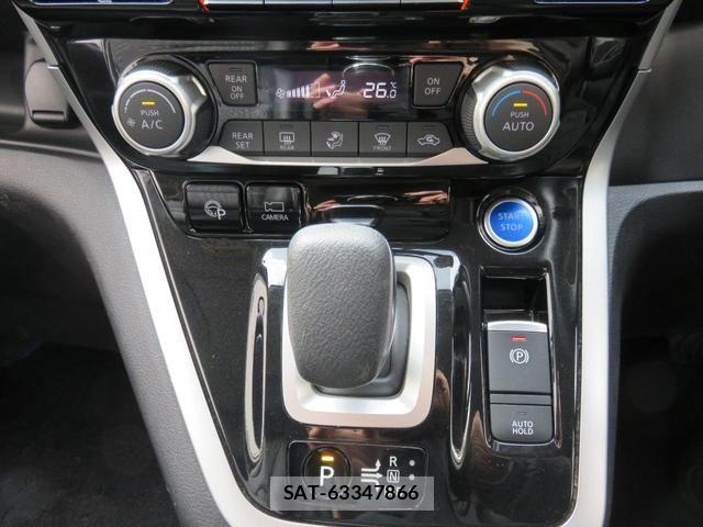 Nissan SERENA 2018-07 7980942-14