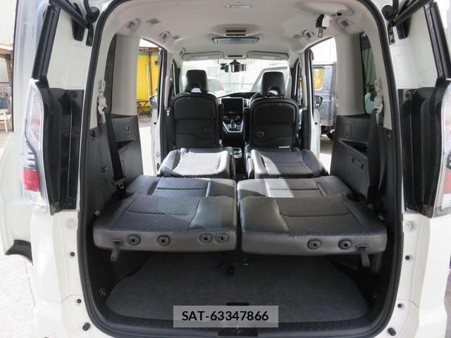 Nissan SERENA 2018-07 7980942-26