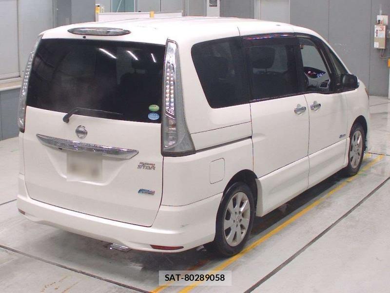 Nissan SERENA 2013-03 8029561-1