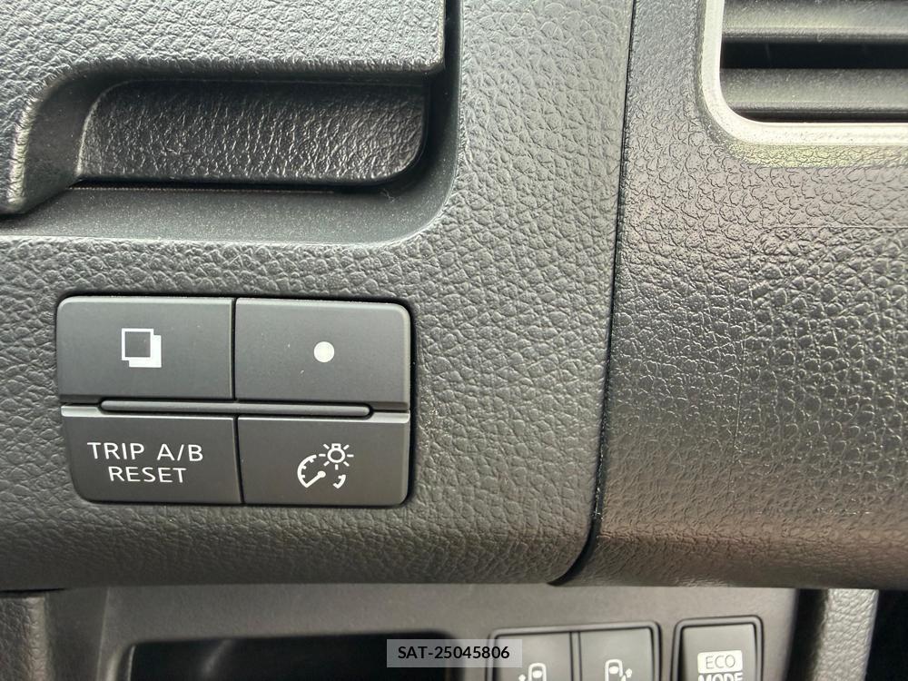 Nissan SERENA 2012-09 8029795-20