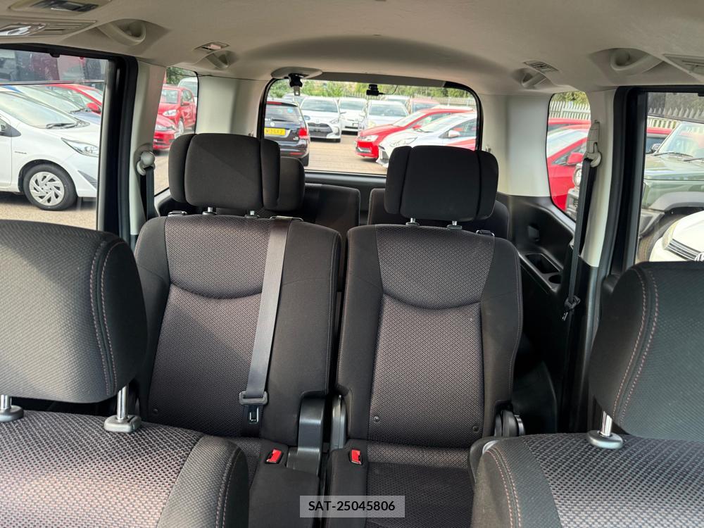 Nissan SERENA 2012-09 8029795-30