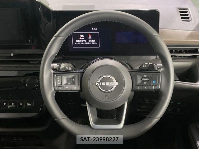 Nissan SERENA 2023-08 8038097-11