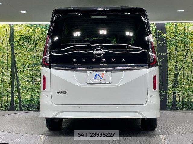 Nissan SERENA 2023-08 8038097-15