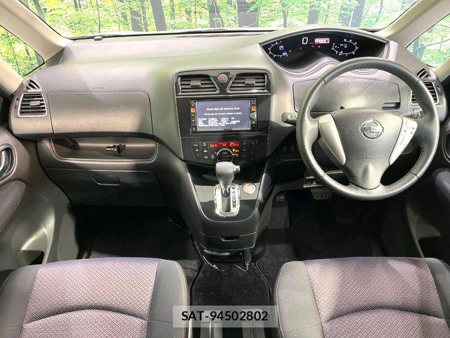 Nissan SERENA 2011-10 8038127-1
