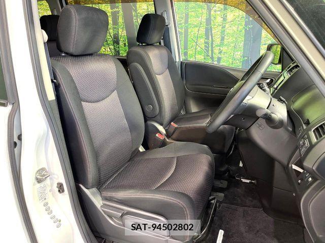 Nissan SERENA 2011-10 8038127-8
