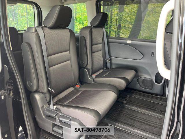 Nissan SERENA 2021-07 8038105-8