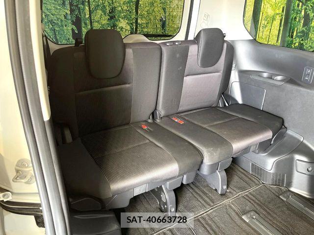 Nissan SERENA 2018-10 8038111-9