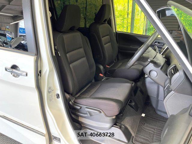 Nissan SERENA 2018-10 8038111-7