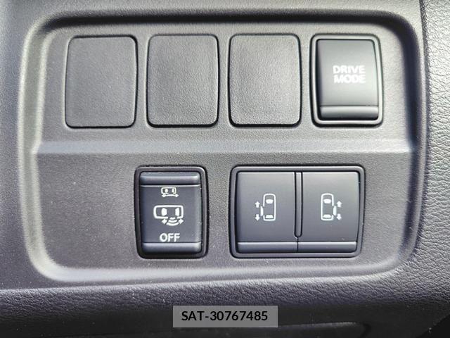 Nissan SERENA 2019-12 8038112-20