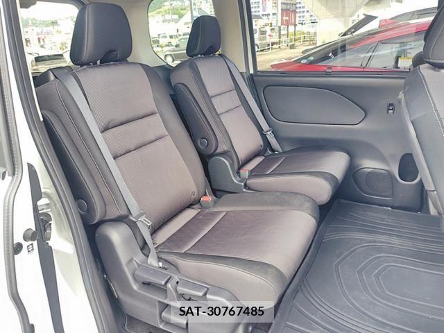 Nissan SERENA 2019-12 8038112-28