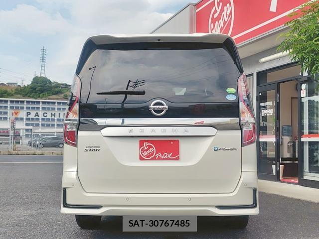 Nissan SERENA 2019-12 8038112-4