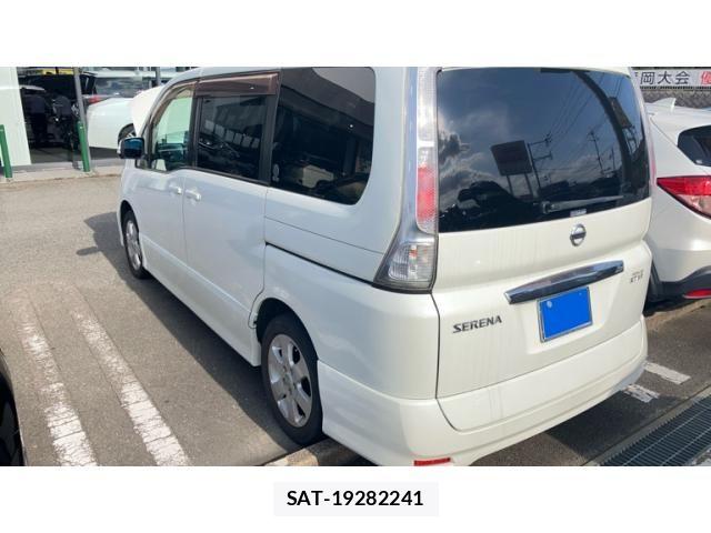Nissan SERENA 2009-06 8038133-1