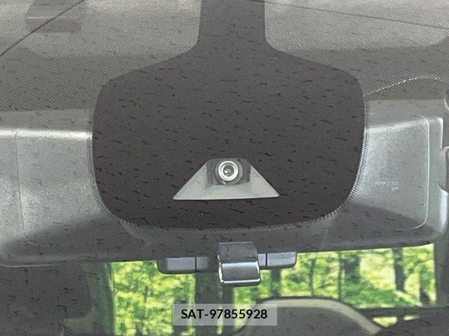 Nissan SERENA 2021-09 8038109-6