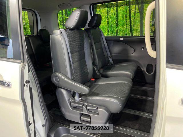 Nissan SERENA 2021-09 8038109-8