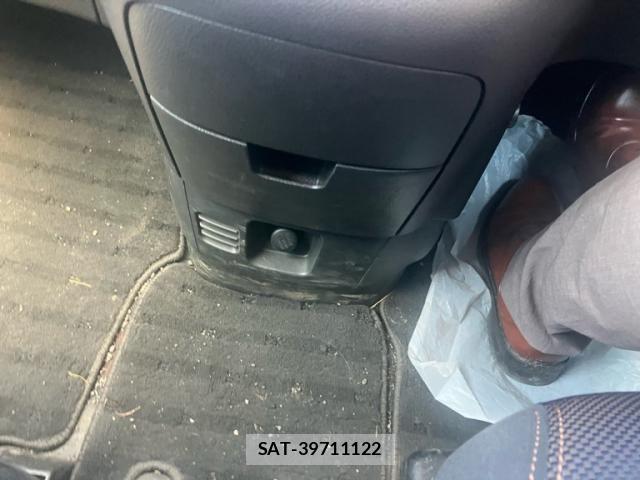 Nissan SERENA 2009-07 8038130-12