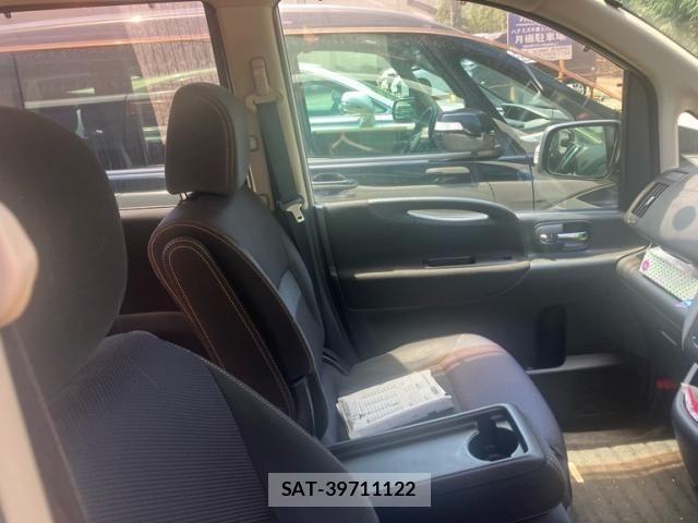 Nissan SERENA 2009-07 8038130-16