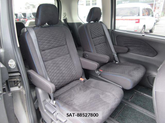 Nissan SERENA 2018-11 8038118-10