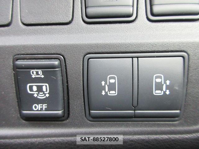 Nissan SERENA 2018-11 8038118-13