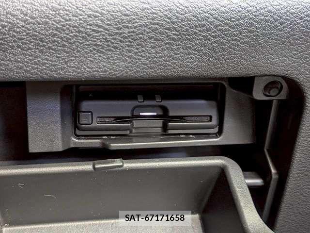 Nissan SERENA 2021-10 8038103-6