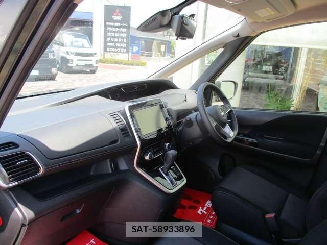 Nissan SERENA 2016-12 8038119-11