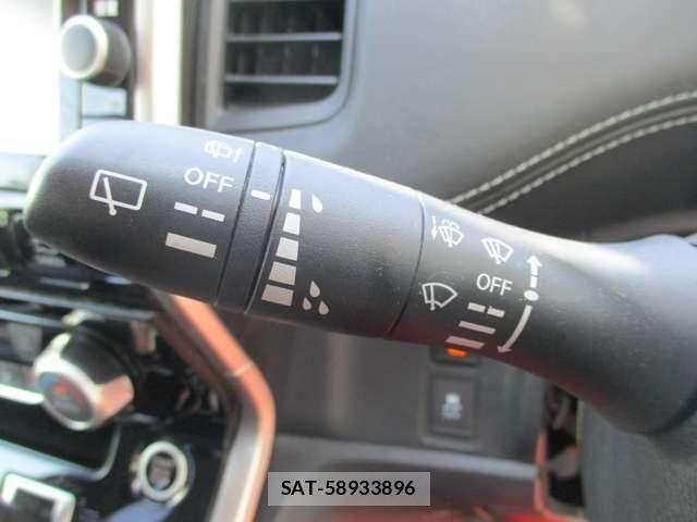 Nissan SERENA 2016-12 8038119-17