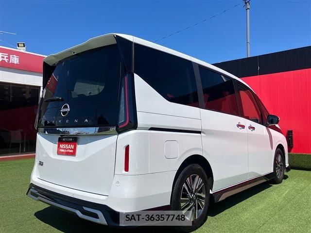 Nissan SERENA 2025-05 8038093-3