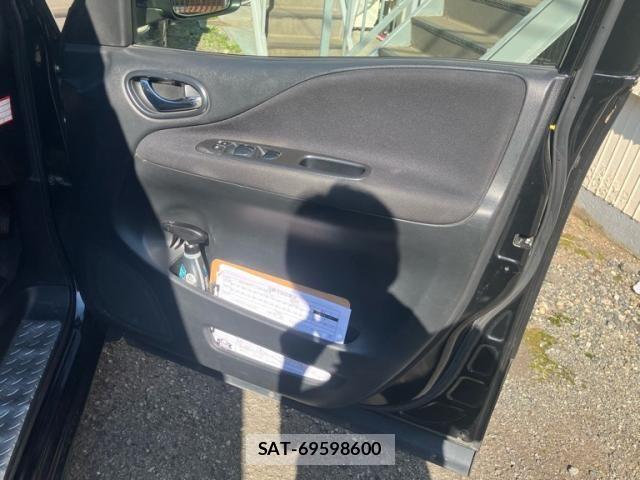 Nissan SERENA 2012-03 8038131-11