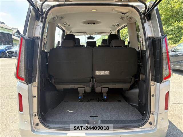 Nissan SERENA 2023-06 8038113-11