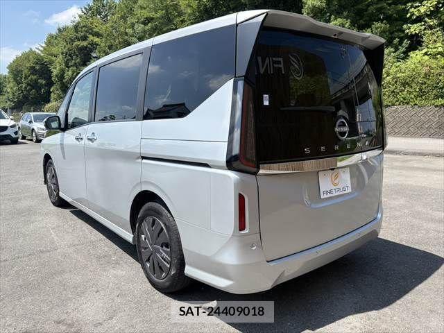 Nissan SERENA 2023-06 8038113-20