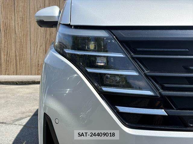 Nissan SERENA 2023-06 8038113-22