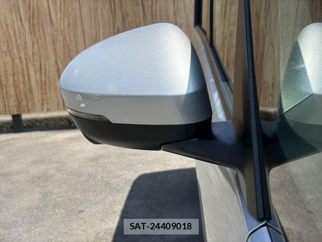 Nissan SERENA 2023-06 8038113-25