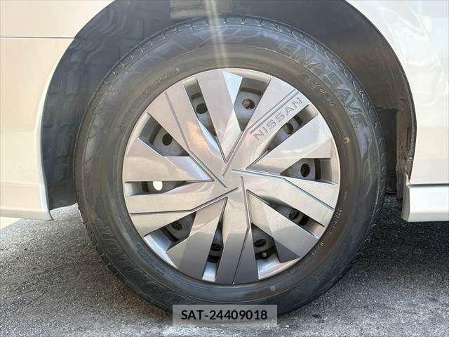 Nissan SERENA 2023-06 8038113-26