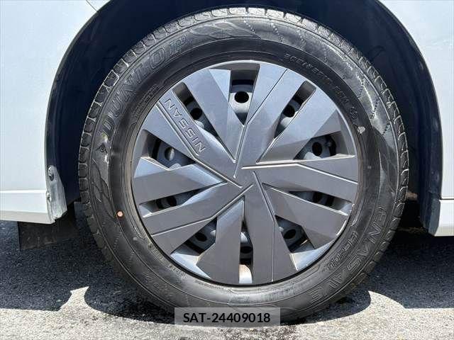 Nissan SERENA 2023-06 8038113-28