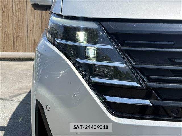 Nissan SERENA 2023-06 8038113-29