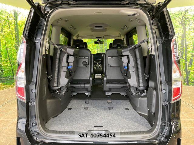 Nissan SERENA 2021-10 8038121-10