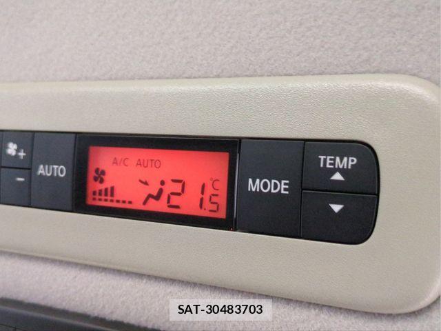 Nissan SERENA 2017-12 8038128-27