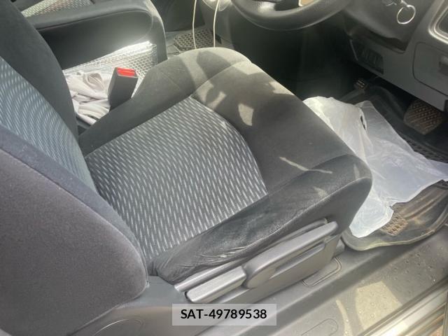 Nissan SERENA 2011-05 8038139-14