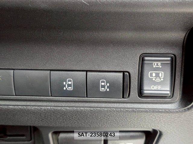 Nissan SERENA 2023-05 8038094-13