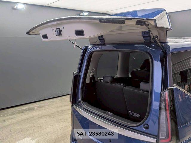 Nissan SERENA 2023-05 8038094-23