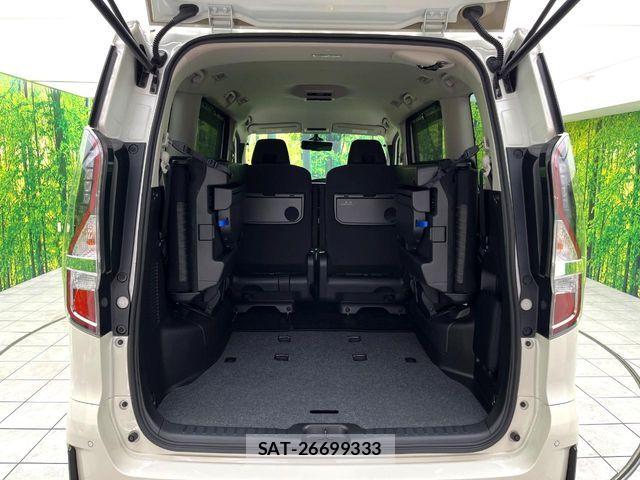 Nissan SERENA 2021-10 8038104-9