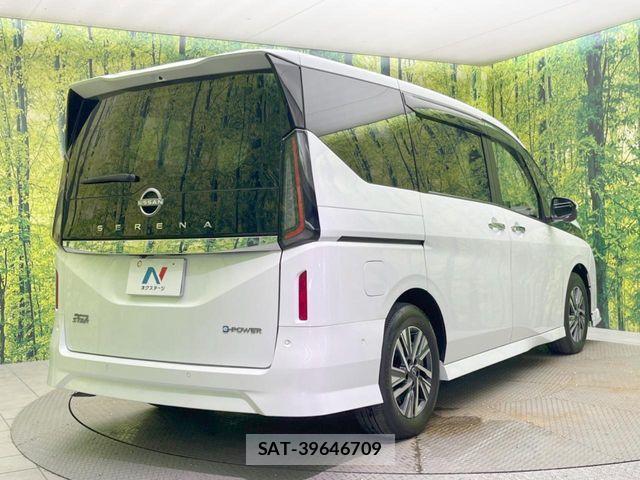 Nissan SERENA 2023-09 8038096-17