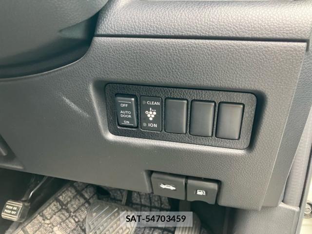 Nissan SERENA 2009-07 8038129-21